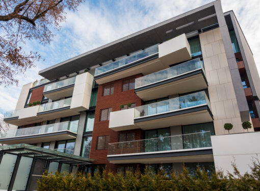 El Govern compra 175 viviendas para paliar crisis habitacional