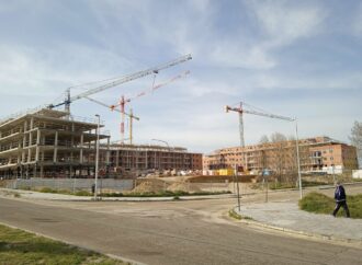 España recorta a 8.600 viviendas protegidas al año