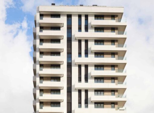 Metropolitan House entrega 69 pisos en alquiler en Finestrelles