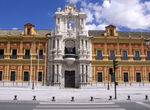 Vivienda andaluza: negociación para evitar el TC